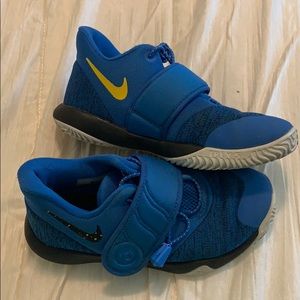 Boys’ Kevin Durant NIKE shoes